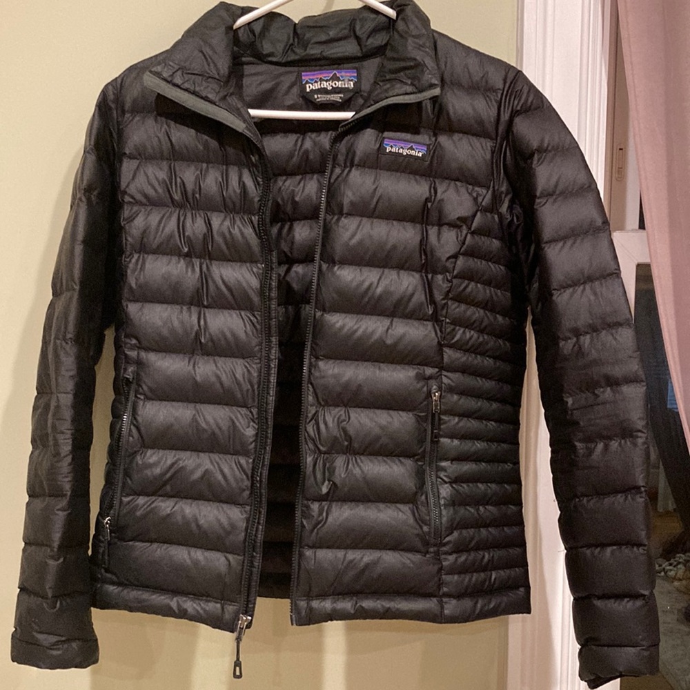 Black Patagonia Down Sweater DAMAGED